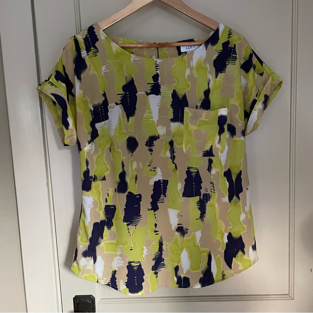 Ann Taylor LOFT Lime and Navy Watercolor Blouse